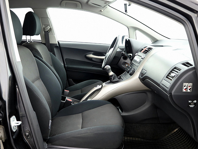 Toyota Auris Linea Sol 1.4 71kW Tallina - foto 6