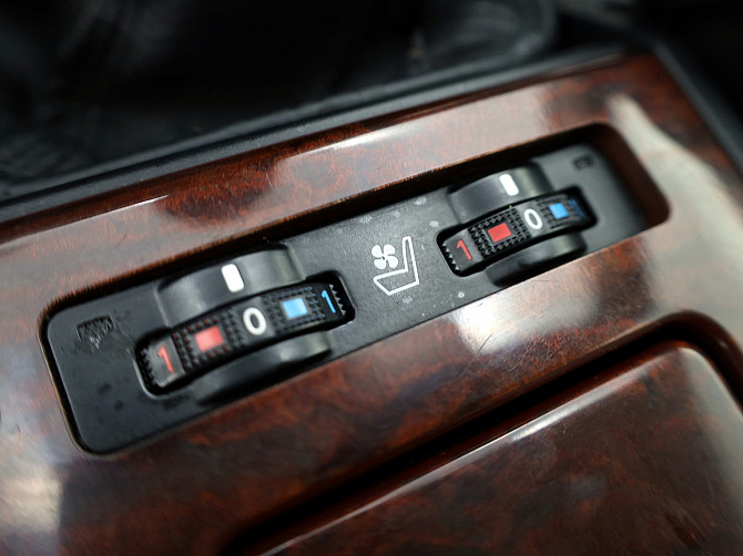 Lexus IS 220 Luxury 2.2 D-4D 130kW Tallina - foto 8