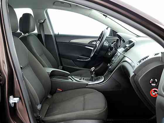 Opel Insignia Comfort 1.8 103kW Tallina