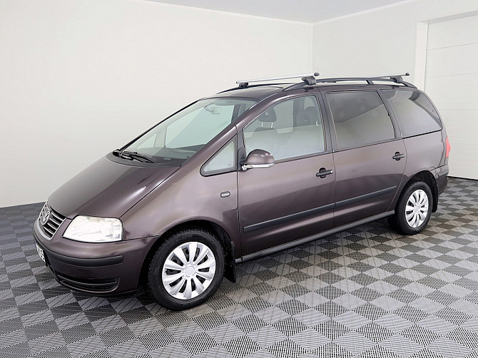 Volkswagen Sharan Comfortline Facelift 1.9 TDI 85kW Tallina - foto 2