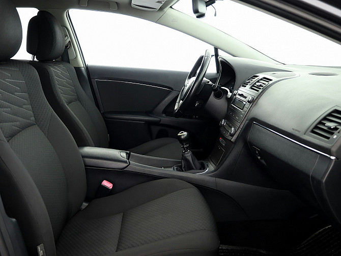 Toyota Avensis Linea Sol 2.0 D-4D 93kW Tallina - foto 6