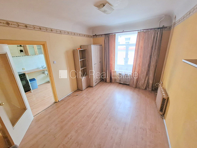 Fasādes māja, renovēta māja, labiekārtota apzaļumota teritorija, slēgta teritorija, ieeja no Rīga - foto 14