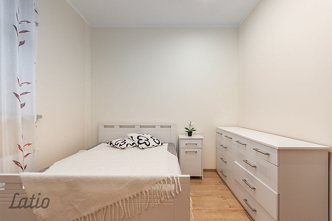 Pārdod divistabu dzīvokli jaunajā projektā (2021.g.) pie parka. Ēkai B energoefektivitātes Rīga - foto 10