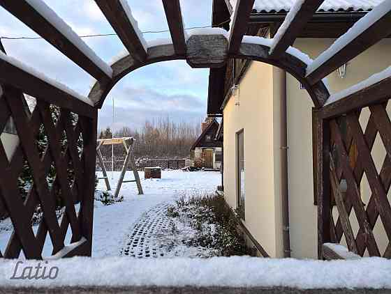 Pārdošanā nonācis īpašums Valkā, kas apvieno pilsētas ērtības ar lauku klusumu un zaļo mieru. Vasarn Valka un Valkas novads