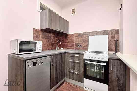 Pārdod  gaišu, dzīvošanai gatavu  1istabas dzīvokli Ziepniekkalnā. Dzīvoklis ar  remontu mainīti log Rīga