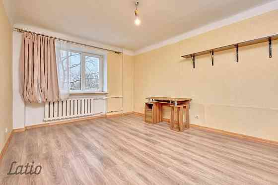 Pārdod  gaišu, dzīvošanai gatavu  1istabas dzīvokli Ziepniekkalnā. Dzīvoklis ar  remontu mainīti log Rīga