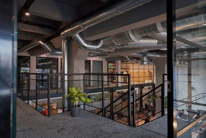 Moderns, pilnībā mēbelēts un labiekārtots birojs ar atsevišķu fasādes ieeju.  Telpas Rīga - foto 3