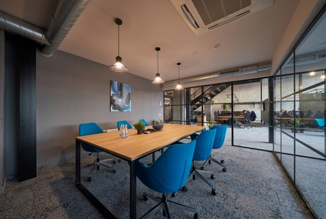 Moderns, pilnībā mēbelēts un labiekārtots birojs ar atsevišķu fasādes ieeju.  Telpas Rīga - foto 8