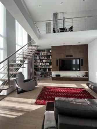 Pārdod 2 stāvīgu penthausa tipa dzīvokli!  Ekskluzīvs dzīvoklis, kas atrodas ēkas 3. un 4. stāvā ar  Jūrmala