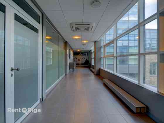 Офисные помещения класса B улицe Муксалас, бизнес-центр European Trade Center  Сдаются Rīga