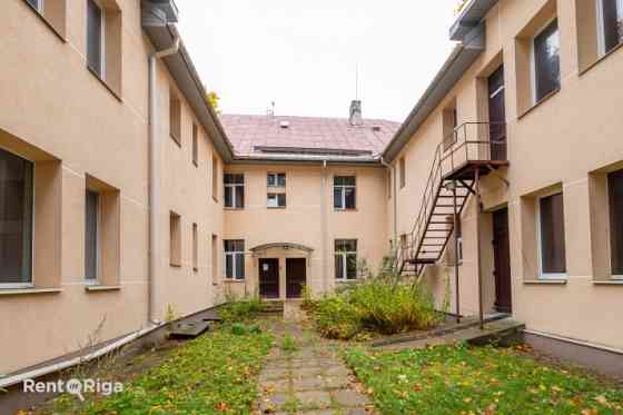 Предлагается к покупке недвижимость на улице Капселю.  Объект состоит из Рига