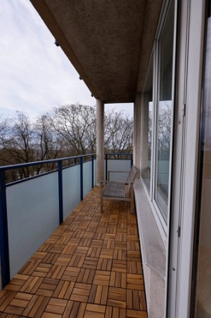 Izīrē gaišu un mājīgu dzīvokli projektā 