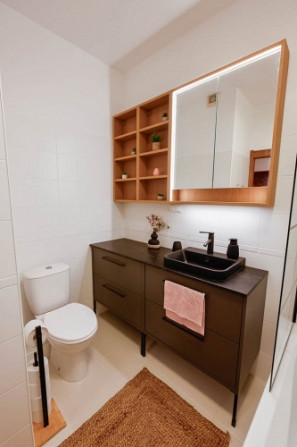 Izīrē gaišu un mājīgu dzīvokli projektā 