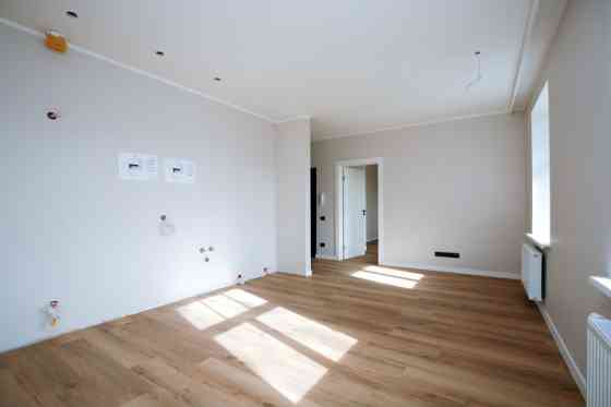 Современная квартира в отреставрированном доме в Агенскалнсе!  В предложении Рига