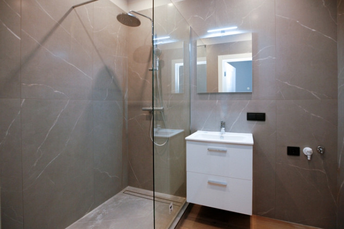 Современная квартира в отреставрированном доме в Агенскалнсе!  В предложении Рига - изображение 8