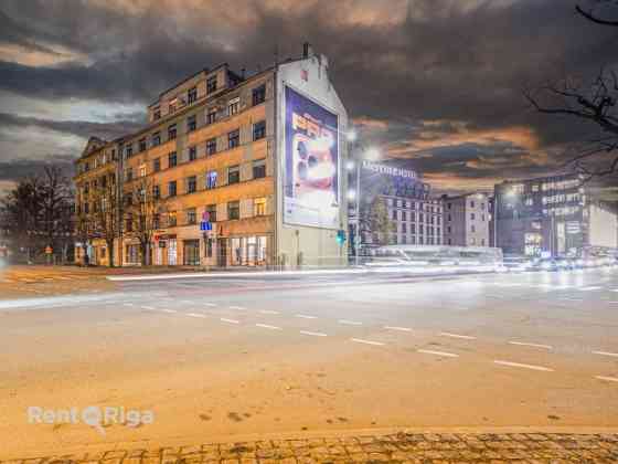 Сдается светлая и просторная четырехкомнатная квартира в центре!  Квартира Rīga
