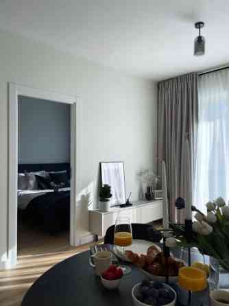 Izīrē 2 istabu dzīvokli Rīgas centrā!  Dzīvoklī ir viss nepieciešamais ikdienas ērtībām! Sākot ar ko Rīga