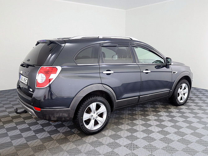 Chevrolet Captiva Luxury Facelift ATM 2.4 123kW Tallina - foto 3