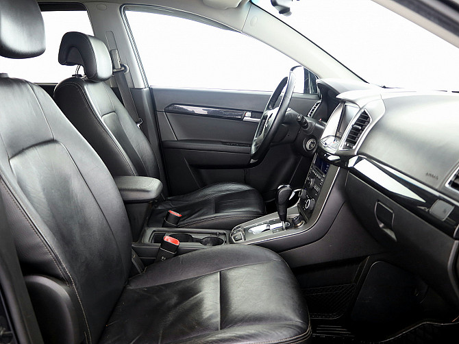 Chevrolet Captiva Luxury Facelift ATM 2.4 123kW Tallina - foto 6