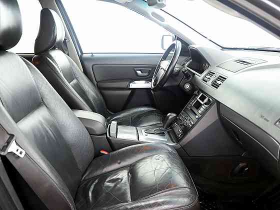 Volvo XC90 Summum ATM 2.4 D5 120kW Tallina