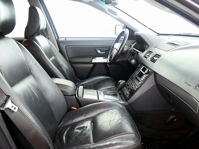 Volvo XC90 Summum ATM 2.4 D5 120kW Tallina - foto 6