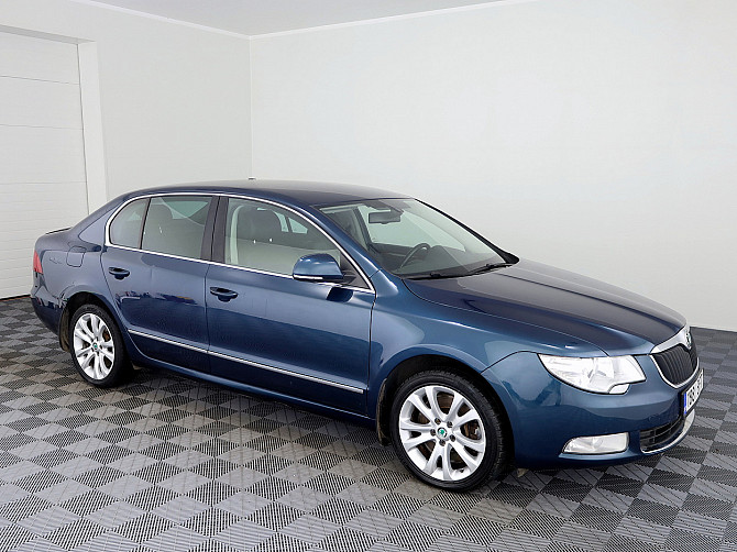 Skoda Superb Highline 4x4 ATM 3.6 191kW Tallina - foto 1