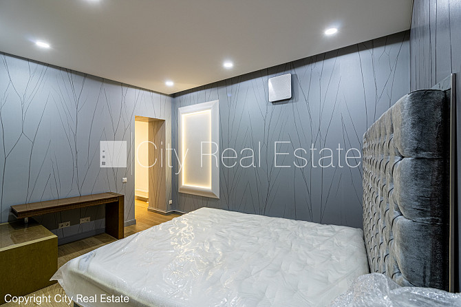 Jaunceltne, pagalma ēka, energo efektīva māja, ieeja no pagalma, puspagrabs, ir lifts, logi Rīga - foto 3