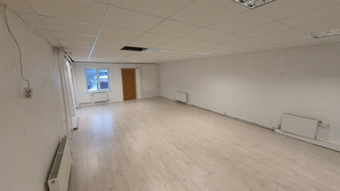Biroja telpas pie TC Riga Plaza.  + 2 telpas; + grīdas segums linolejs. + vidējās izmaksas Rīga - foto 1