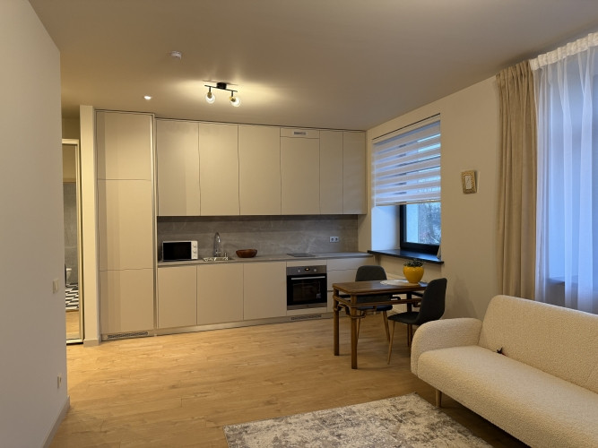 Сдаётся полностью отремонтированная 2-комнатная квартира!  Здание прошло полную Рига - изображение 3