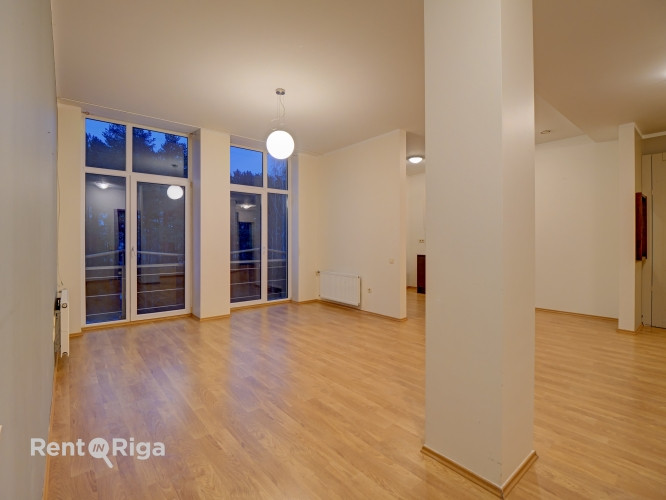 Продаётся 2-комнатная квартира в Валдлаучи!  В стоимость входит подземная Рига - изображение 2
