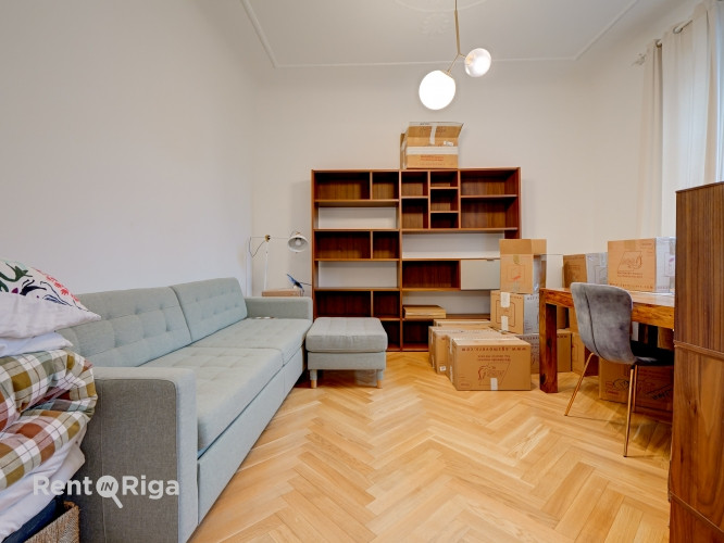 Izīrē plašu un skaistu 4 istabu dzīvokli klusajā centrā.   Dzīvokļa plānojums sastāv no vienas liela Рига - изображение 5