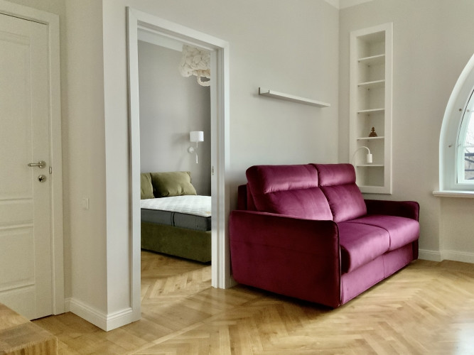 Ekskluzīvs 2-istabu dzīvoklis Bibliotēkas nama ēkā.  Gaišs dzīvoklis ar balkonu un izcilu skatu uz V Рига - изображение 5