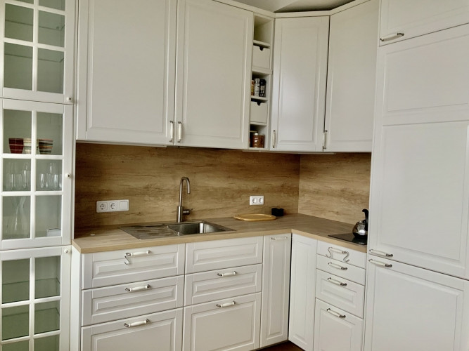 Ekskluzīvs 2-istabu dzīvoklis Bibliotēkas nama ēkā.  Gaišs dzīvoklis ar balkonu un izcilu skatu uz V Рига - изображение 4