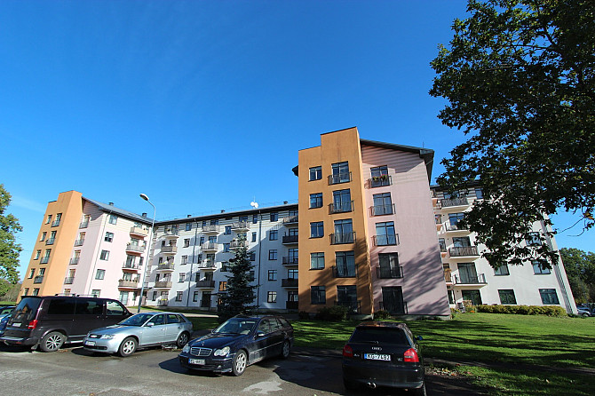 Pārdod īpašnieks plašu 2-istabu dzīvokli ar noliktavu Ādažos, ciematā “Podnieki”, Ūbeļu ielā 16., ... Ādaži - foto 17