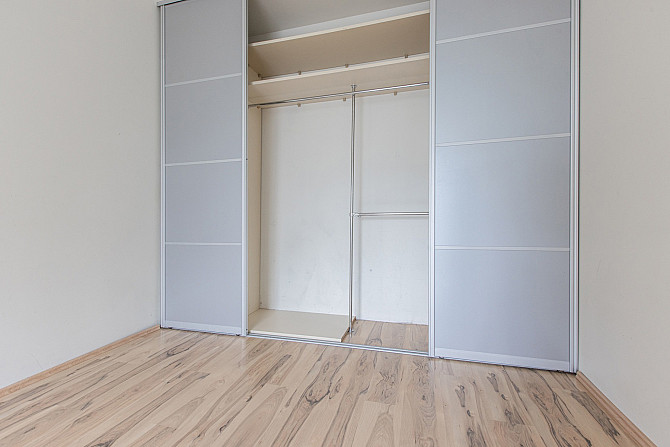 Pārdod īpašnieks plašu 2-istabu dzīvokli ar noliktavu Ādažos, ciematā “Podnieki”, Ūbeļu ielā 16., ... Ādaži - foto 9