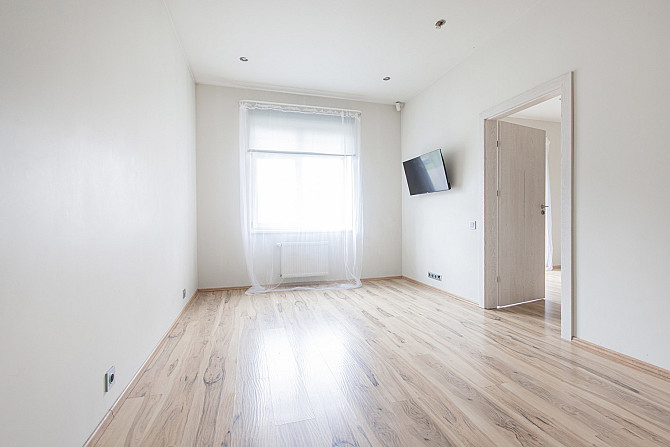 Pārdod īpašnieks plašu 2-istabu dzīvokli ar noliktavu Ādažos, ciematā “Podnieki”, Ūbeļu ielā 16., ... Ādaži - foto 7