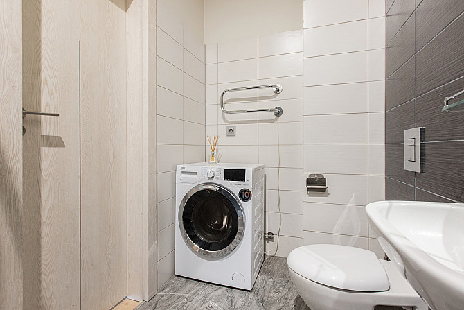 Pārdod īpašnieks plašu 2-istabu dzīvokli ar noliktavu Ādažos, ciematā “Podnieki”, Ūbeļu ielā 16., ... Ādaži - foto 12