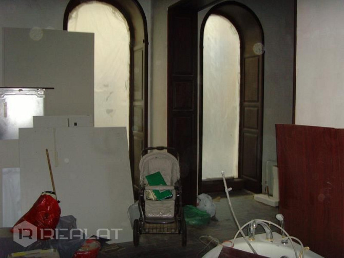 Pārdod biroju Vecrīgā. Restaurēta māja, ieeja no pagalma un ielas, maksas autostavvieta, ir lifts, t Рига - изображение 4