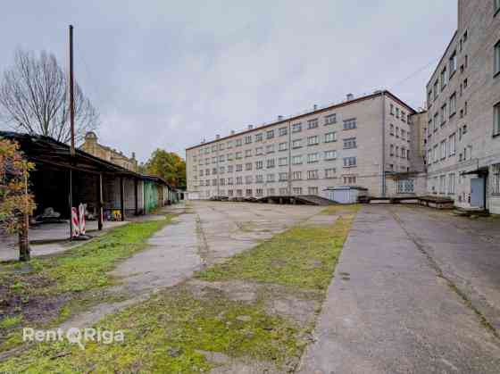 Комплекс школы по адресу ул. Лачплеша 106 предлагается к покупке.  Состав Rīga