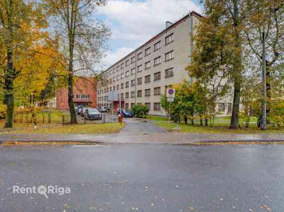 Комплекс школы по адресу ул. Лачплеша 106 предлагается к покупке.  Состав Rīga