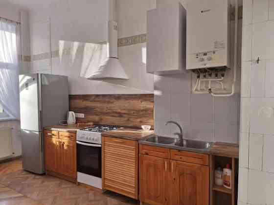 Сдаётся в долгосрочную аренду просторная двухкомнатная квартира с Рига