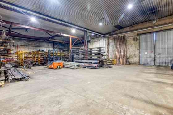 Kapseļu iela 15  коммерческие помещения магазина и склада доступны в аренду с 11.06.2026. Rīga