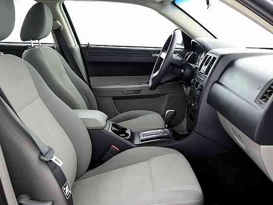 Chrysler 300 C Comfort 2.7 142kW Tallina