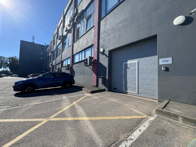 Komerctelpas Mūkusalas Biznesa centrā  lieliski piemērotas tirdzniecībai un klientu Rīga - foto 7