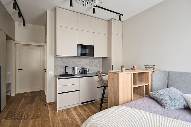 Izīrē ilgtermiņā pilnīgi jaunu 21.4 m2 plašu studijas tipa dzīvokli Klusajā centrā Dzirnavu ielā 17. Рига - изображение 1