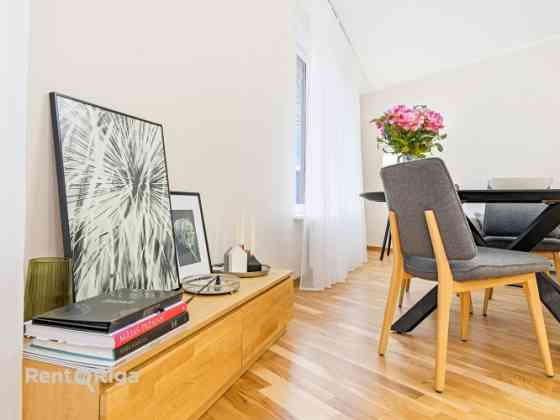 Новая трёхкомнатная квартира с окнами на юго-восток. Полностью оборудованная Рига