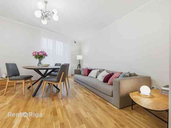 Новая трёхкомнатная квартира с окнами на юго-восток. Полностью оборудованная Рига