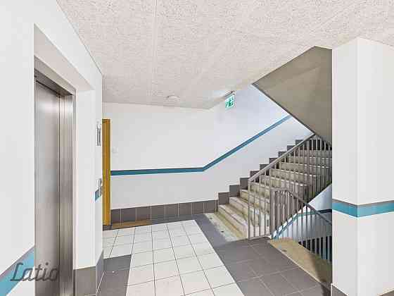 Izīrējas gaišs, moderni iekārtots 3istabu dzīvoklis renovētā ēkā Ernestīnes ielā, pašā Āgenskalna si Рига