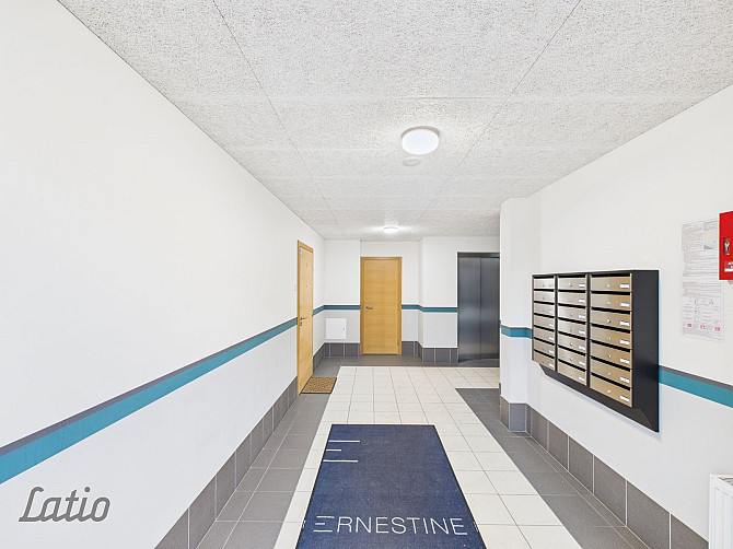 Izīrējas gaišs, moderni iekārtots 3istabu dzīvoklis renovētā ēkā Ernestīnes ielā, pašā Āgenskalna si Рига - изображение 2