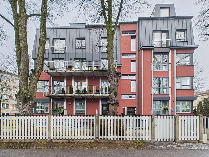 Izīrējas gaišs, moderni iekārtots 3istabu dzīvoklis renovētā ēkā Ernestīnes ielā, pašā Āgenskalna si Рига - изображение 1